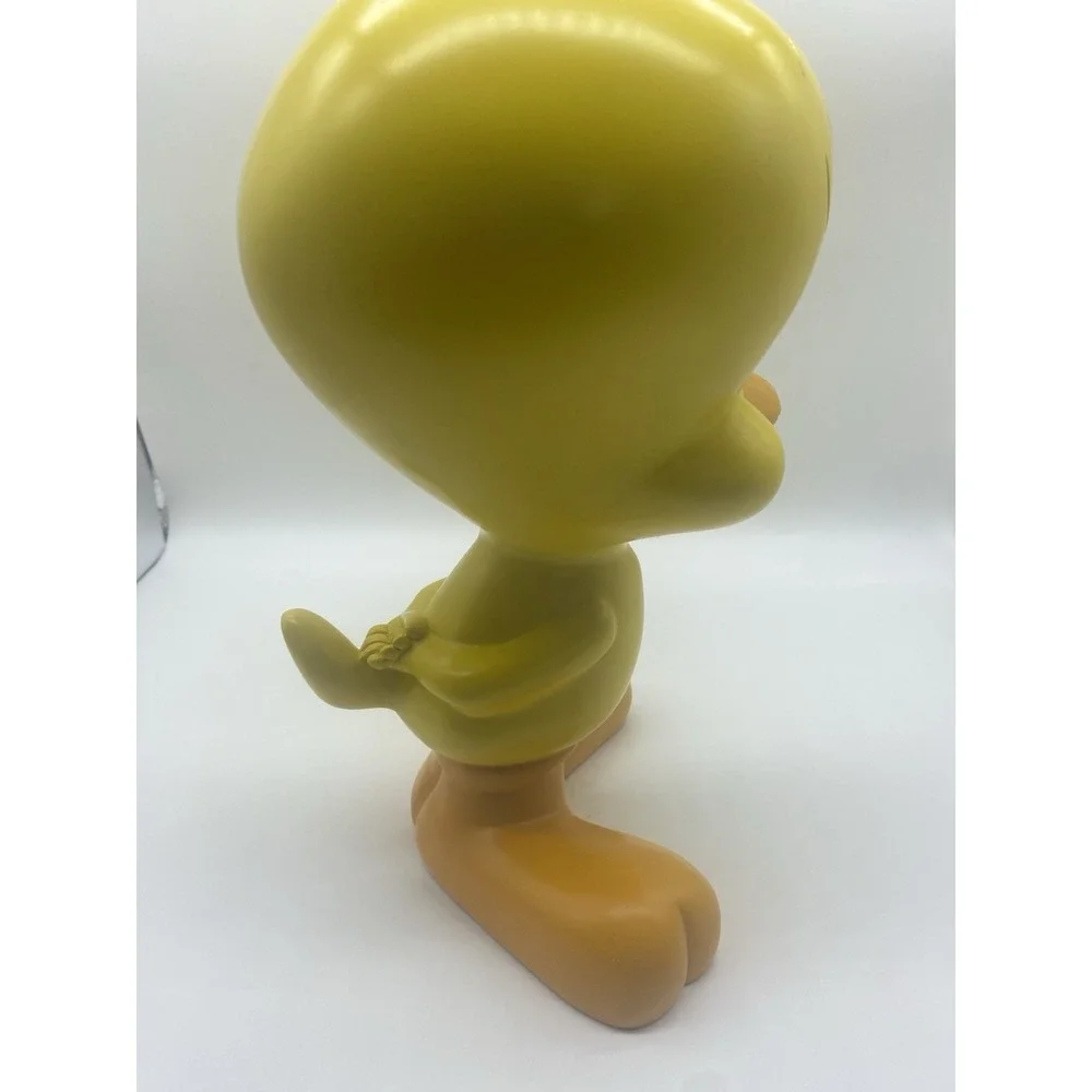 TWEETY BIRD RESIN‎ STATUE 11